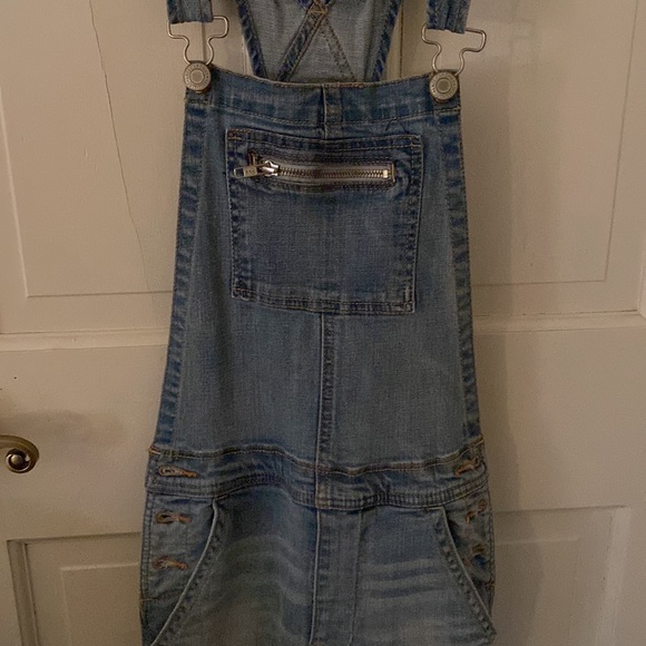 American Eagle Jean Overalls - Picture 4 of 6